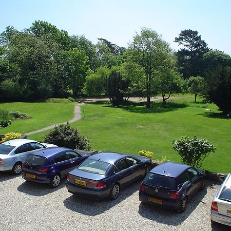Farnham House Hotel Kültér fotó