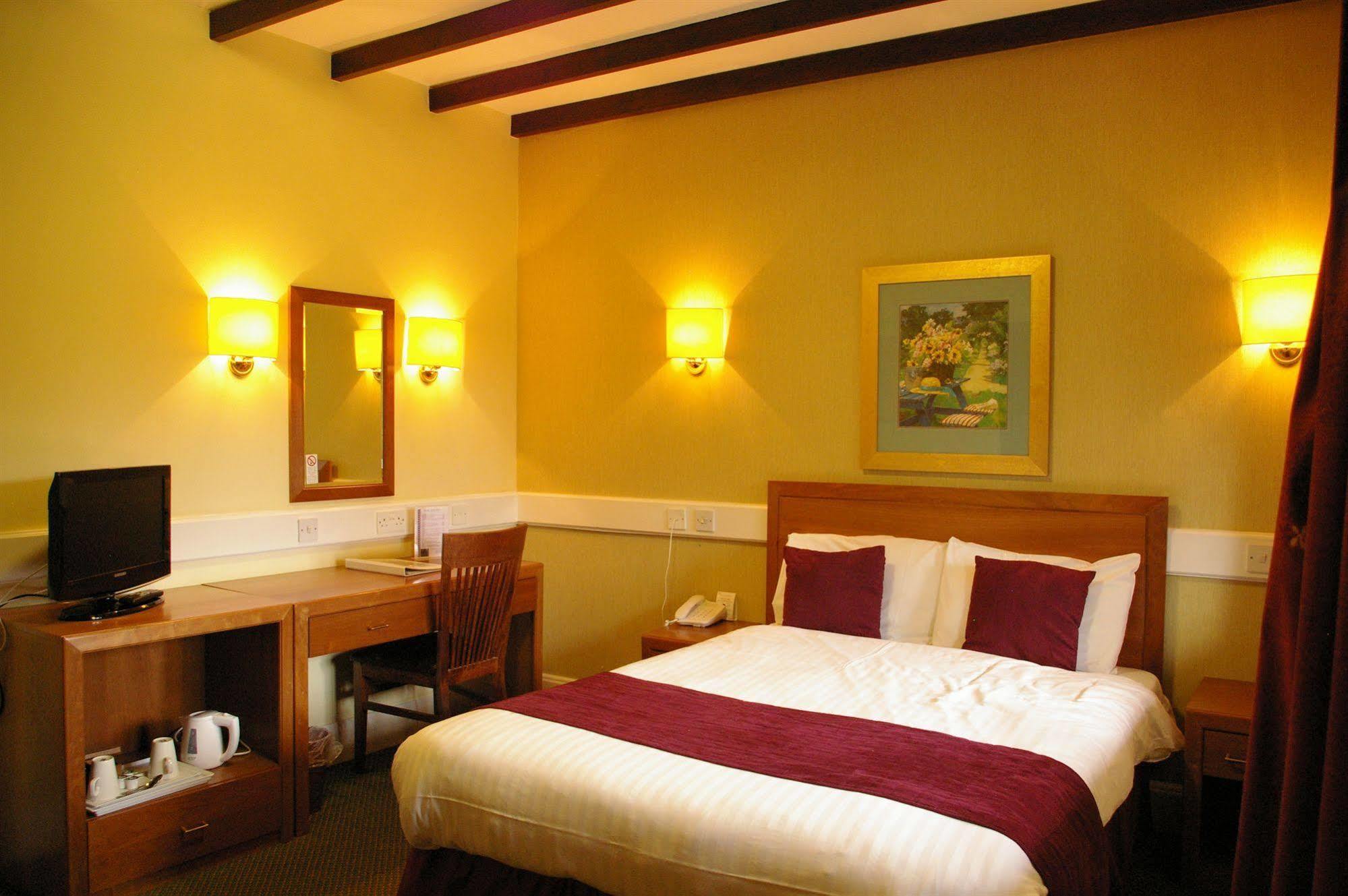 Farnham House Hotel Kültér fotó
