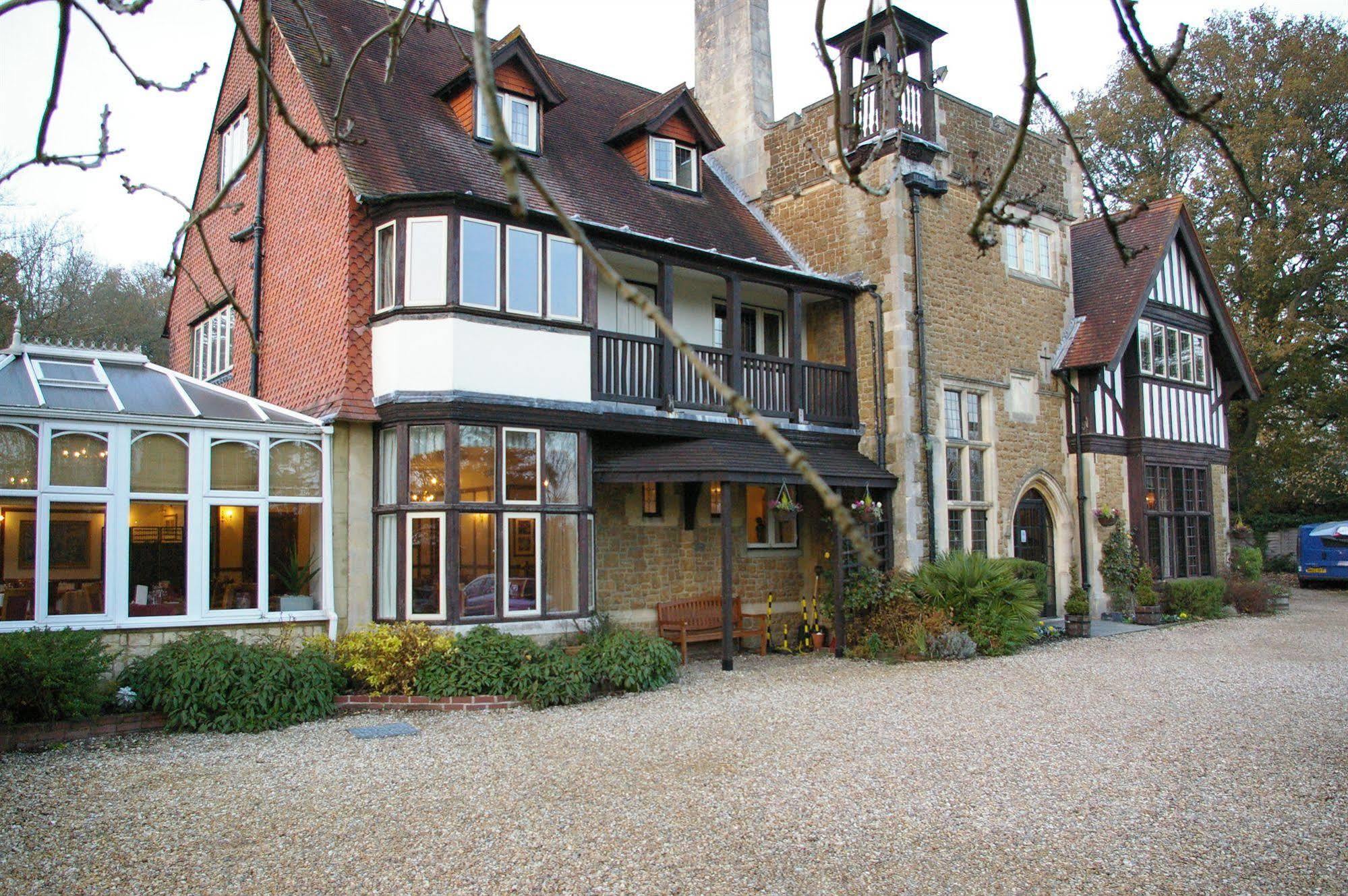 Farnham House Hotel Kültér fotó