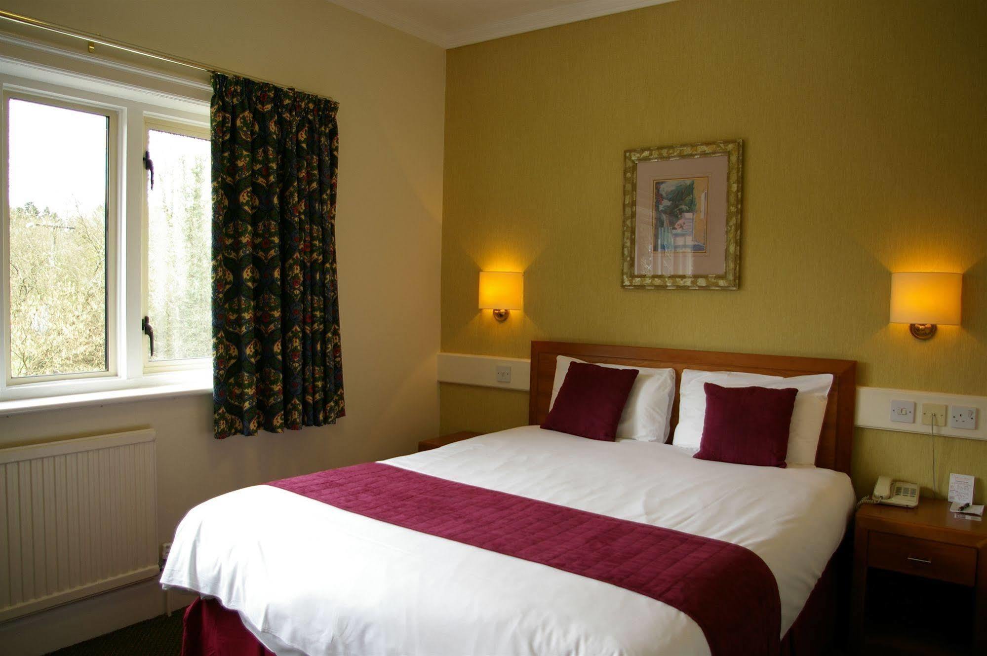 Farnham House Hotel Kültér fotó